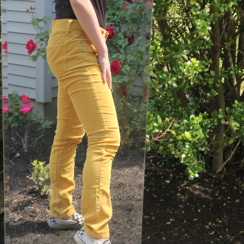 COPY - Yellow Corduroy Levi’s